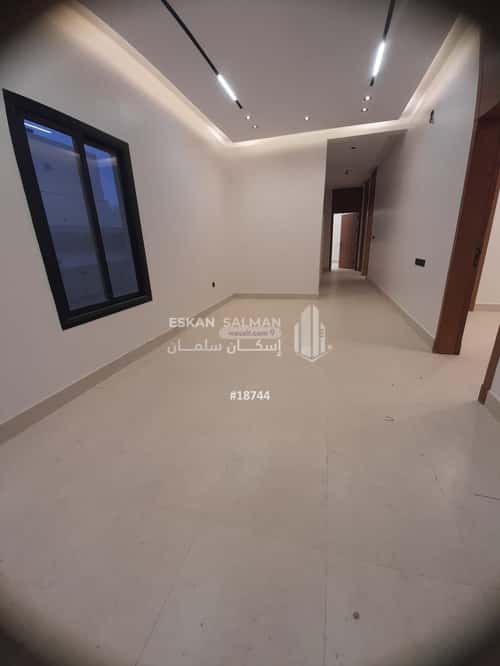 6 bedroom floor in Al Janadriyah 5