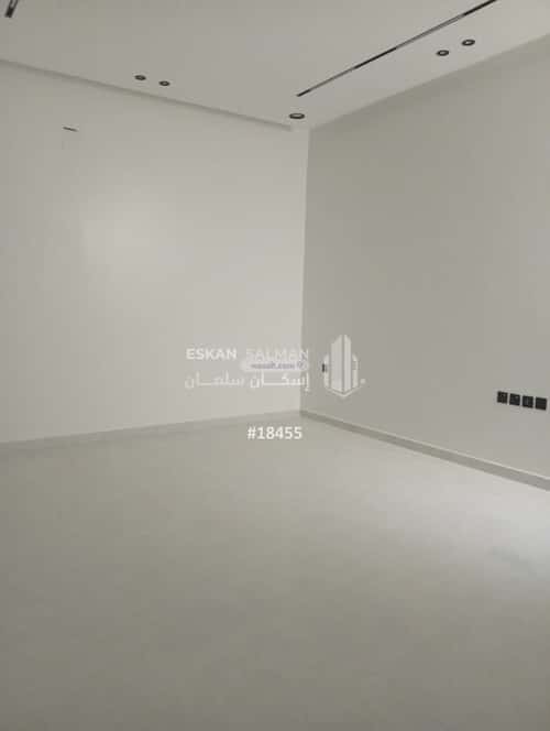 5 bedroom floor in Al Janadriyah 2