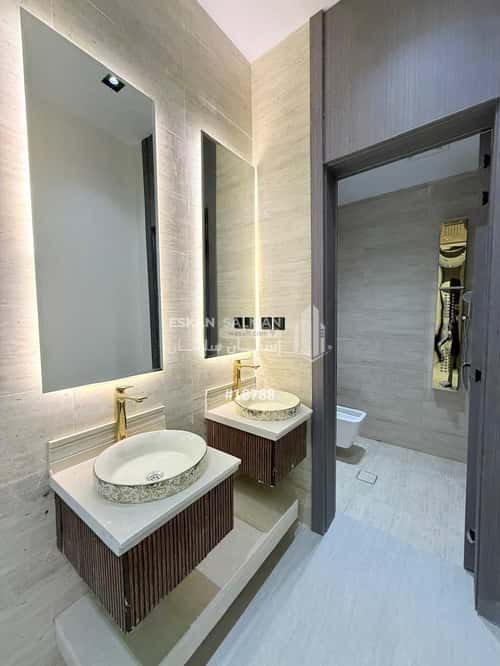 7 bedroom floor in Al Janadriyah 9