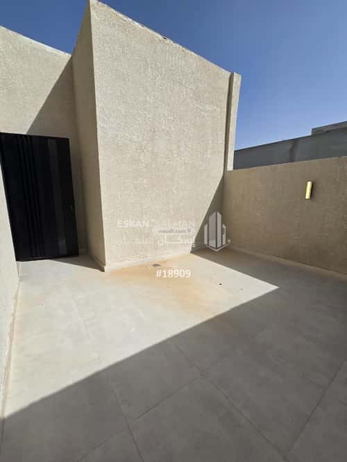 7 bedroom villa in Al Maizilah 6