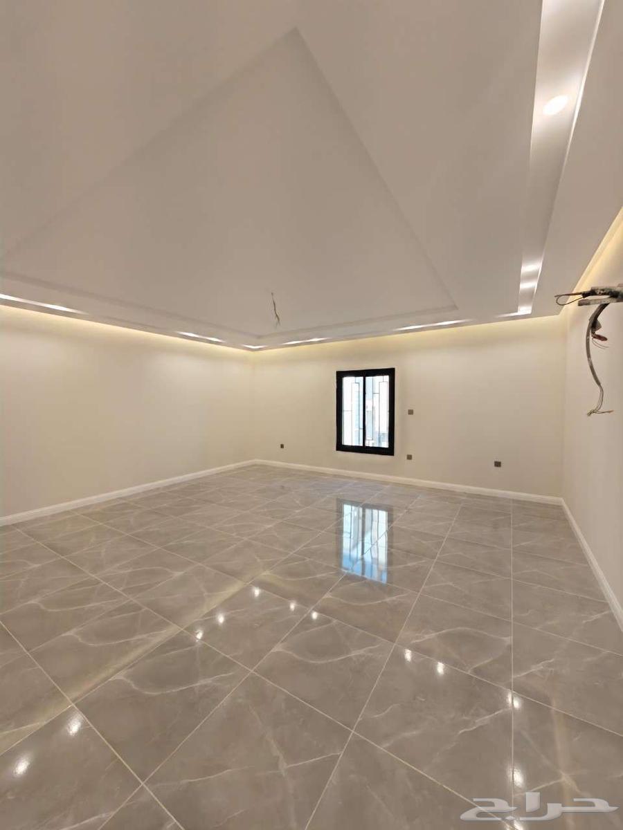 5 bedroom apartment in Wali Al Ahd 10