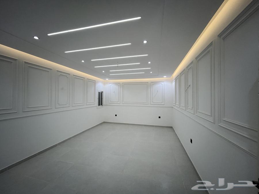5 bedroom apartment in Al Buhayrat 3