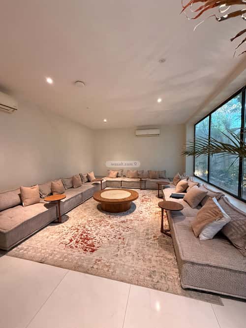 10 bedroom villa in Al Nuzhah 17