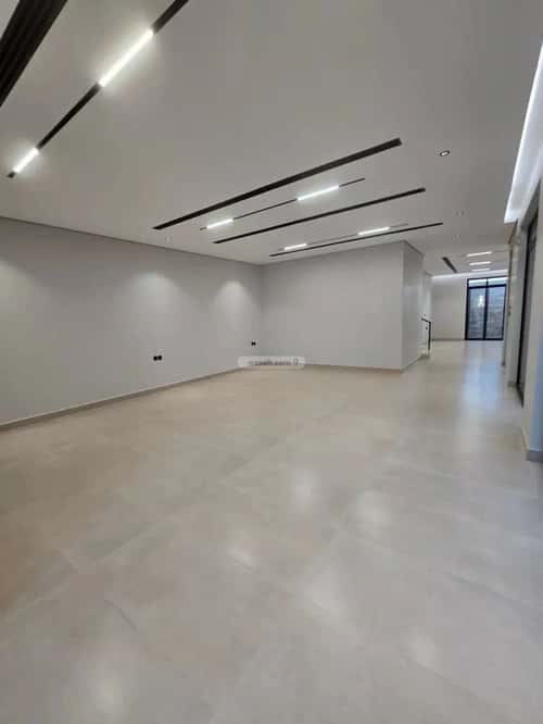 4 bedroom villa in Al Narjis 13