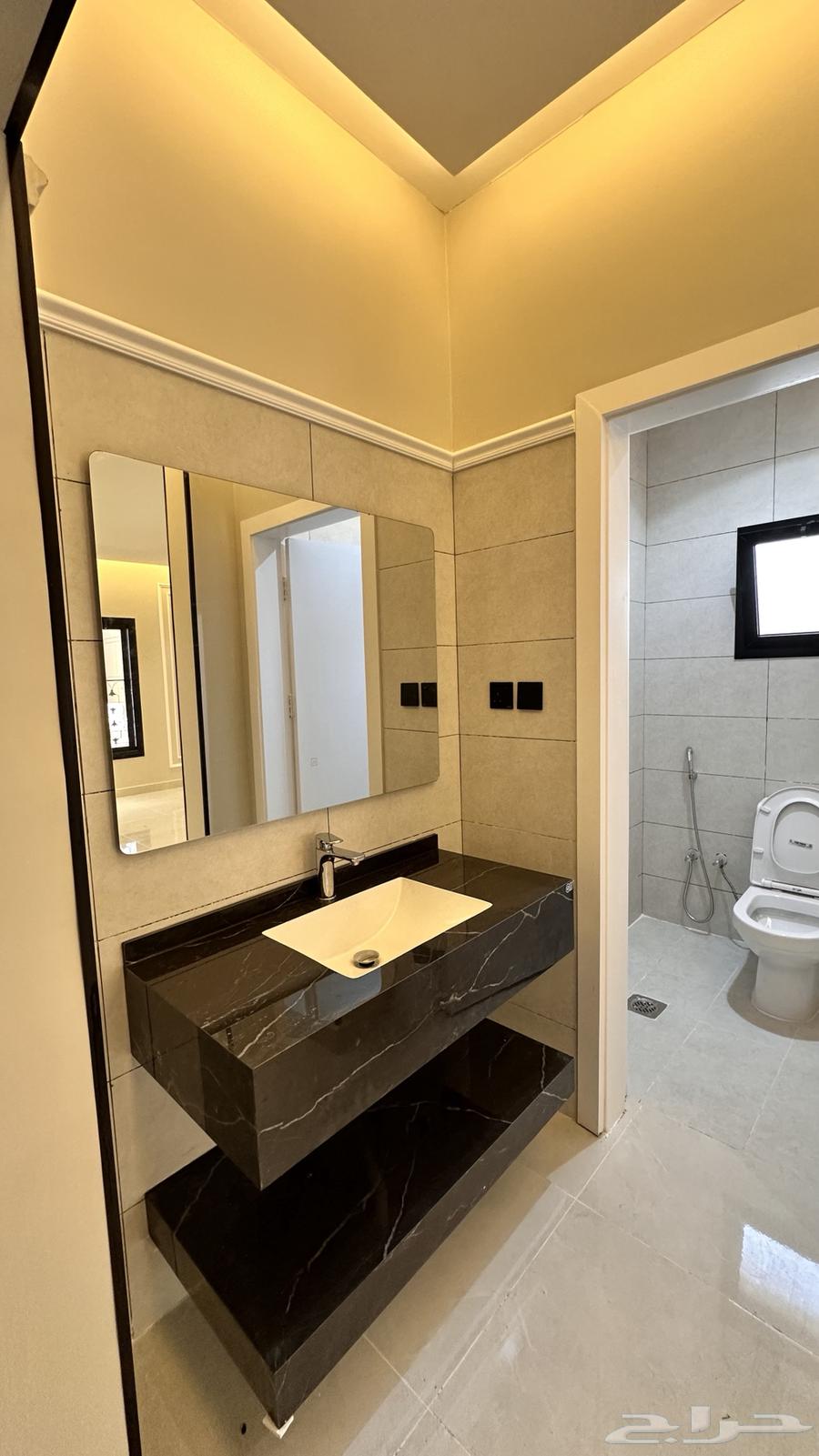 5 bedroom apartment in Batha Quraysh 14