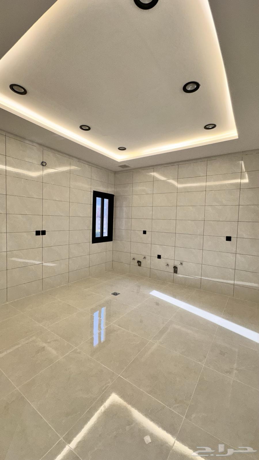 5 bedroom apartment in Batha Quraysh 7