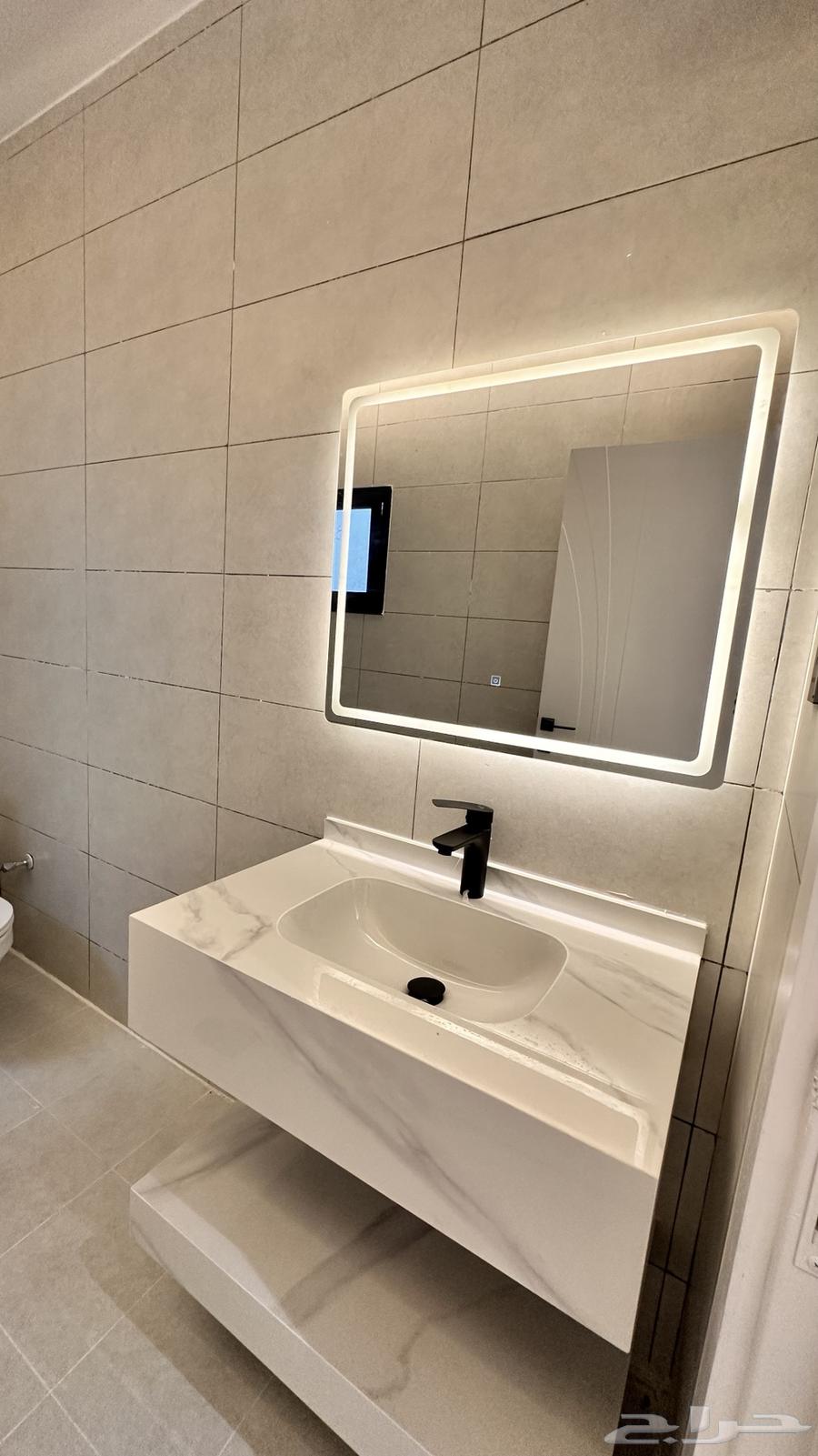 5 bedroom apartment in Batha Quraysh 9