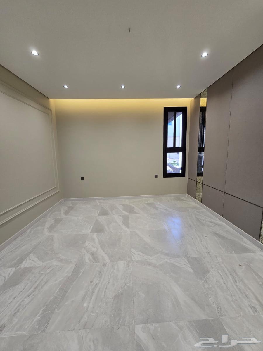 5 bedroom apartment in Wali Al Ahd 13