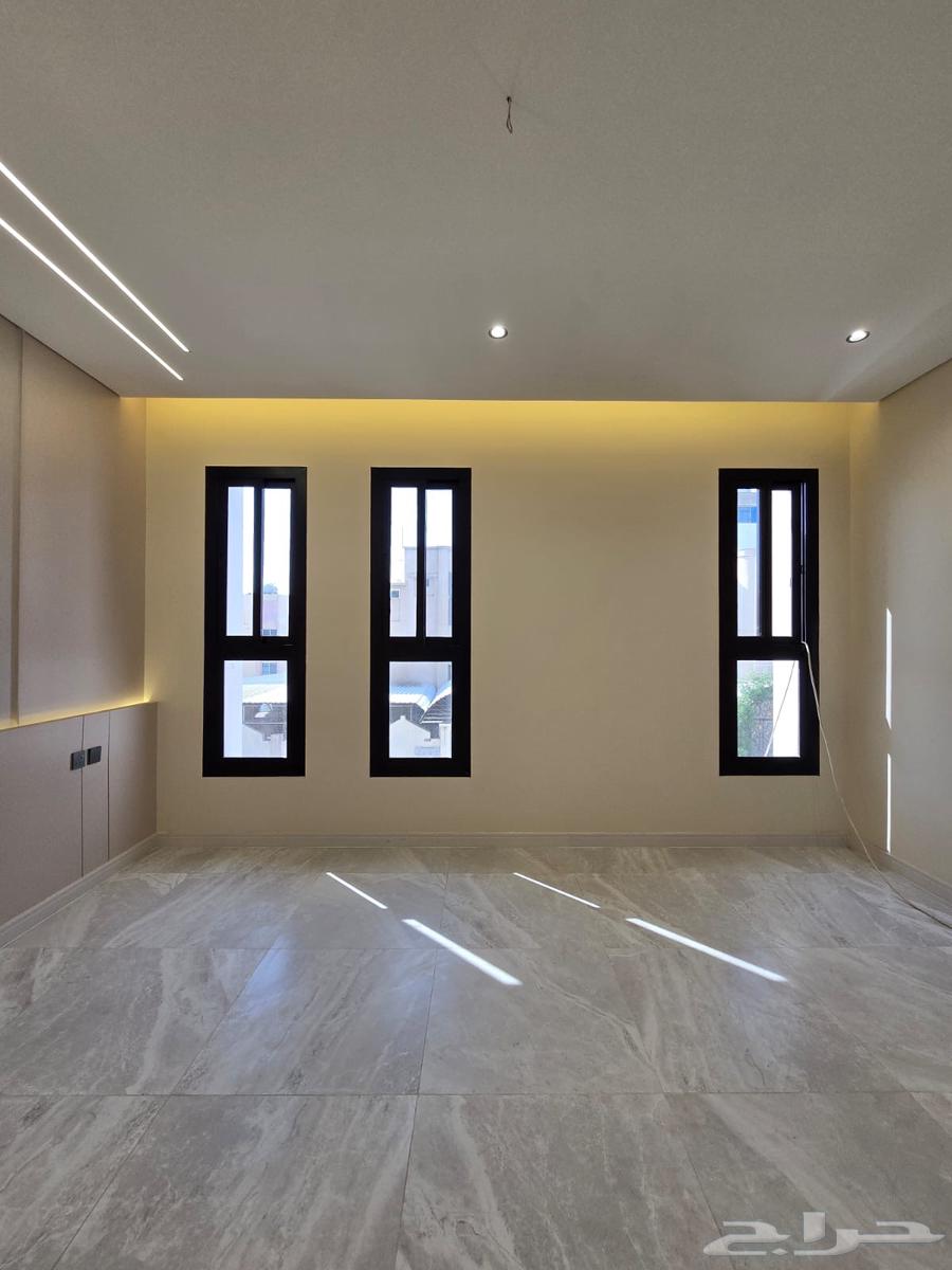5 bedroom apartment in Wali Al Ahd 4