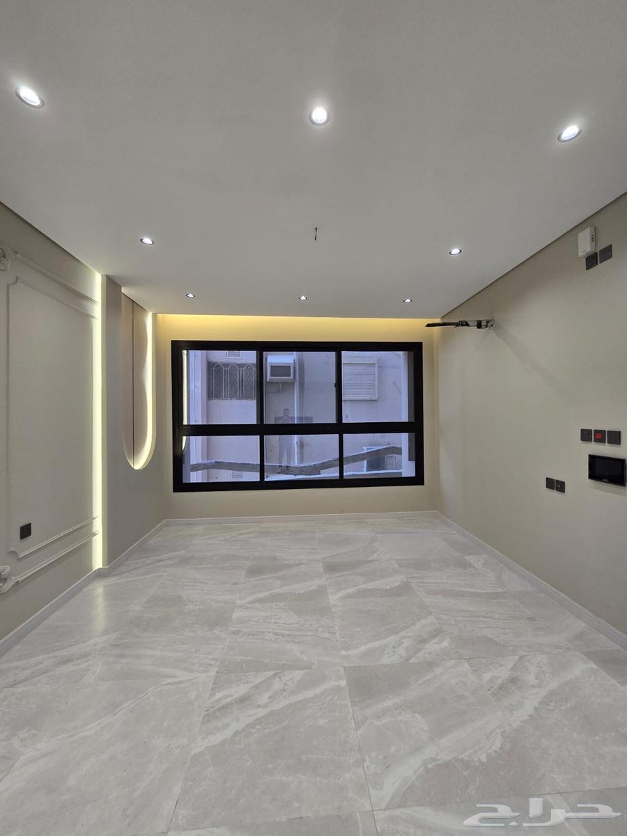 5 bedroom apartment in Wali Al Ahd 7