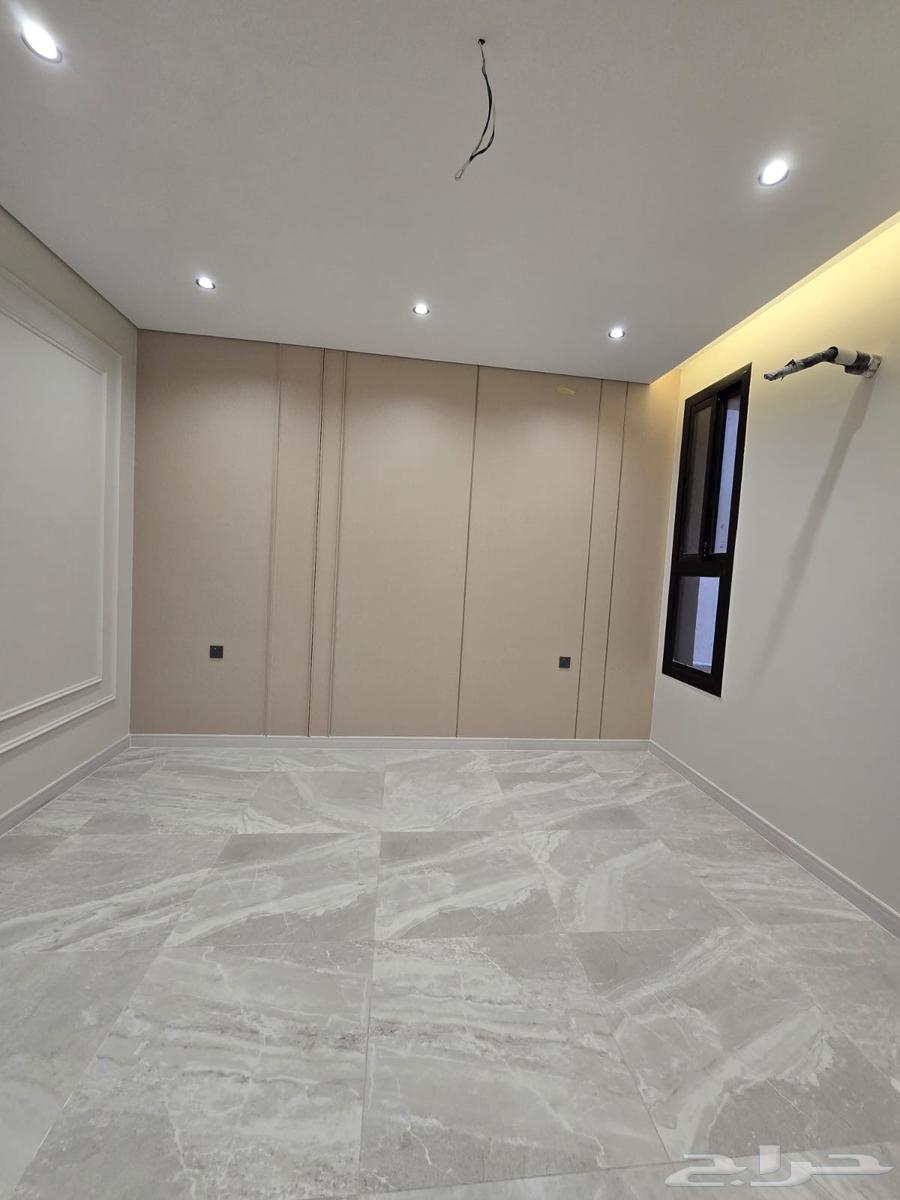 5 bedroom apartment in Wali Al Ahd 8