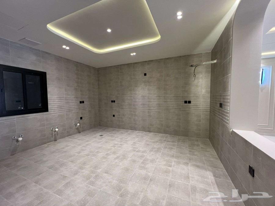 4 bedroom apartment in Wali Al Ahd 15