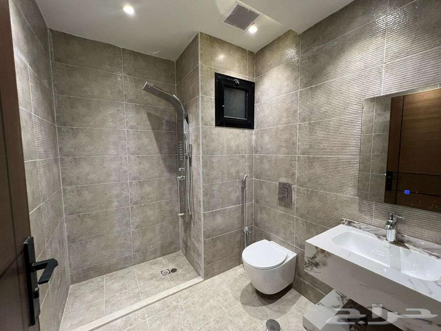 4 bedroom apartment in Wali Al Ahd 17
