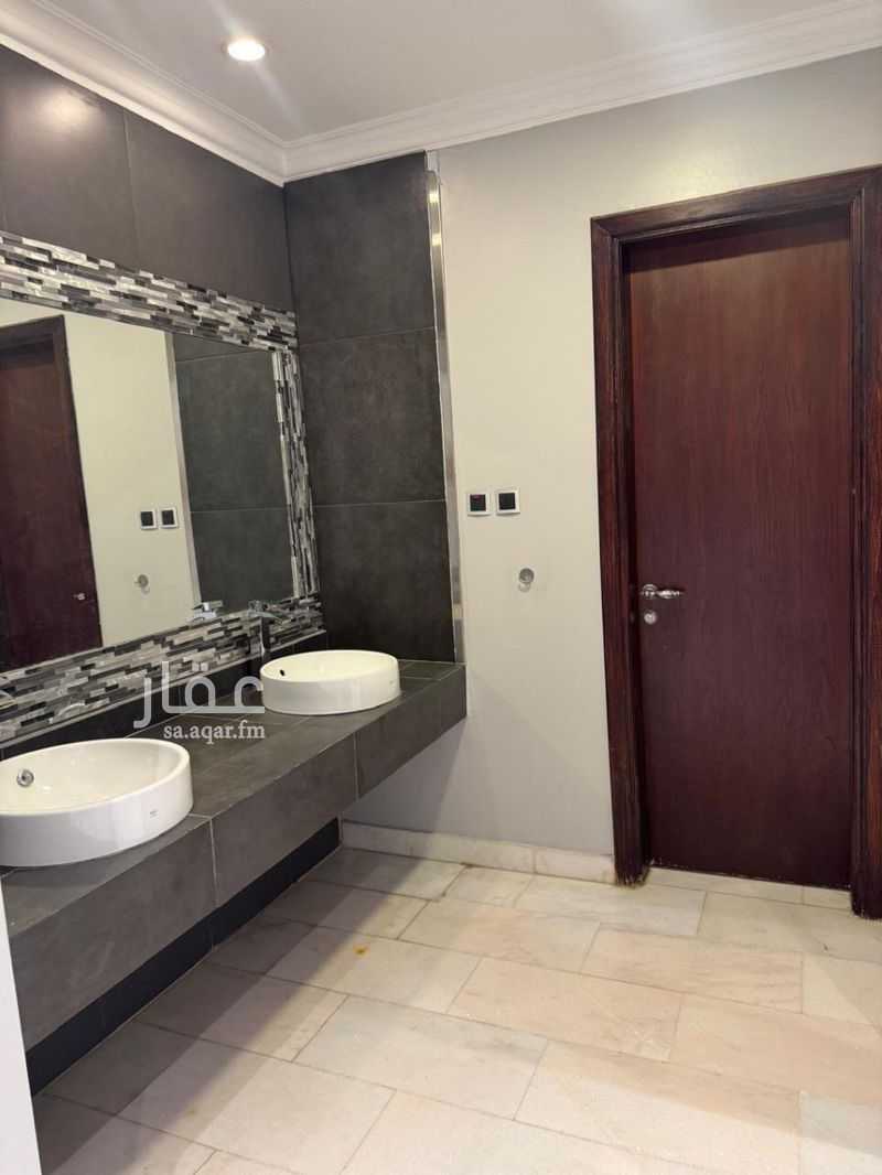 5 bedroom villa in Al Wahah, Riyadh 4