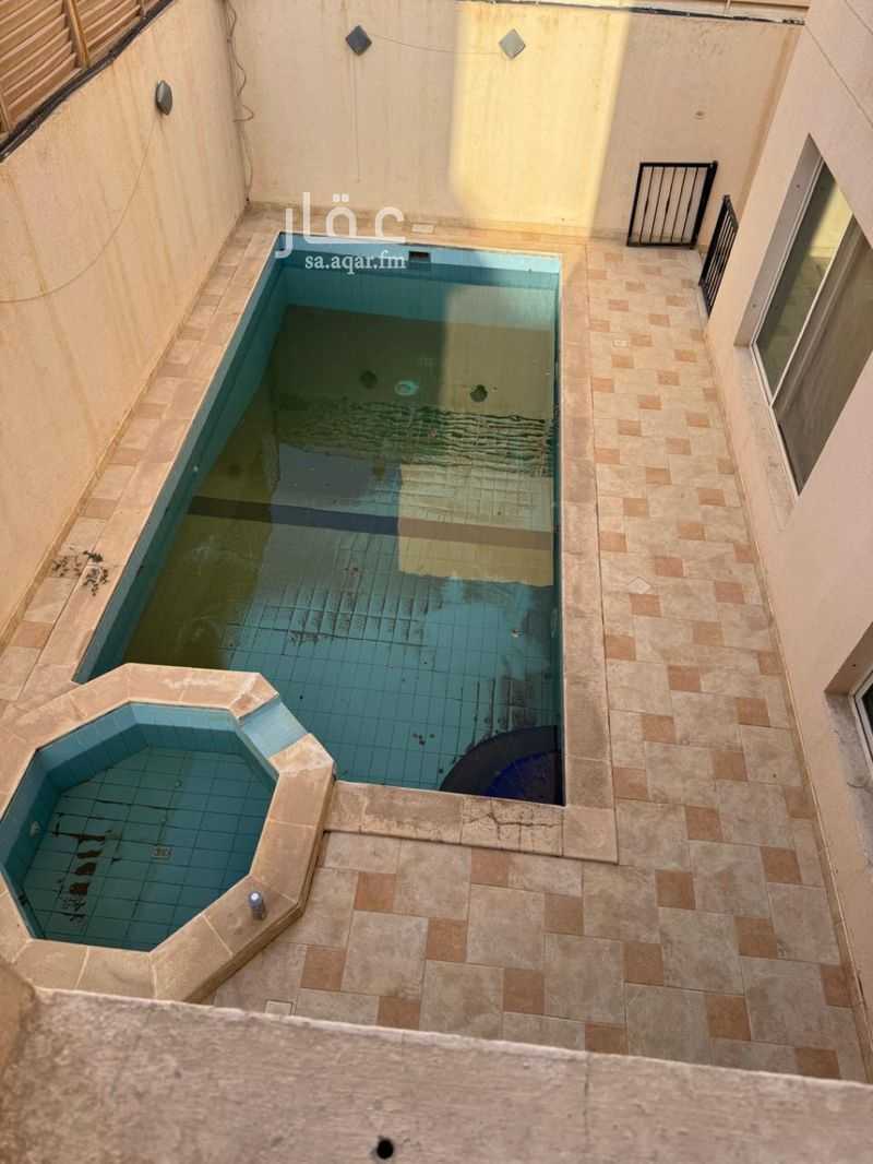 5 bedroom villa in Al Wahah, Riyadh 17