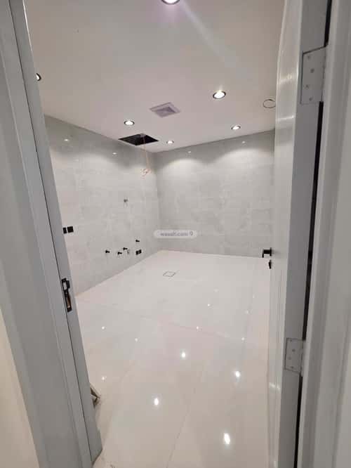 3 bedroom apartment in An Nadhim 4