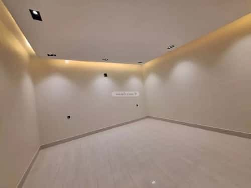 5 bedroom villa in Al Mahdiyyah 2