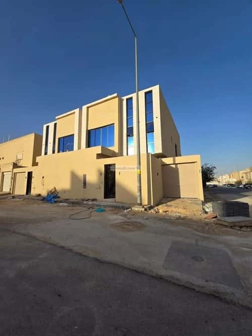 6 bedroom villa in Al Hazm 3