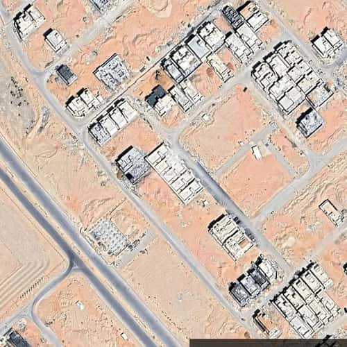 5 bedroom floor in Al Janadriyah 2