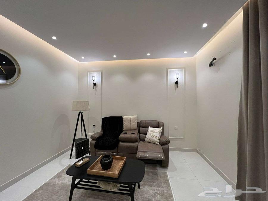 4 bedroom apartment in Wali Al Ahd 7