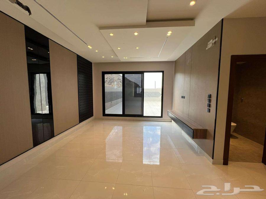 4 bedroom apartment in Wali Al Ahd 4