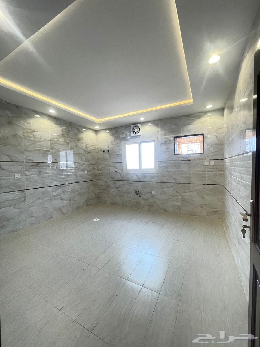 6 bedroom apartment in King Fahd 8