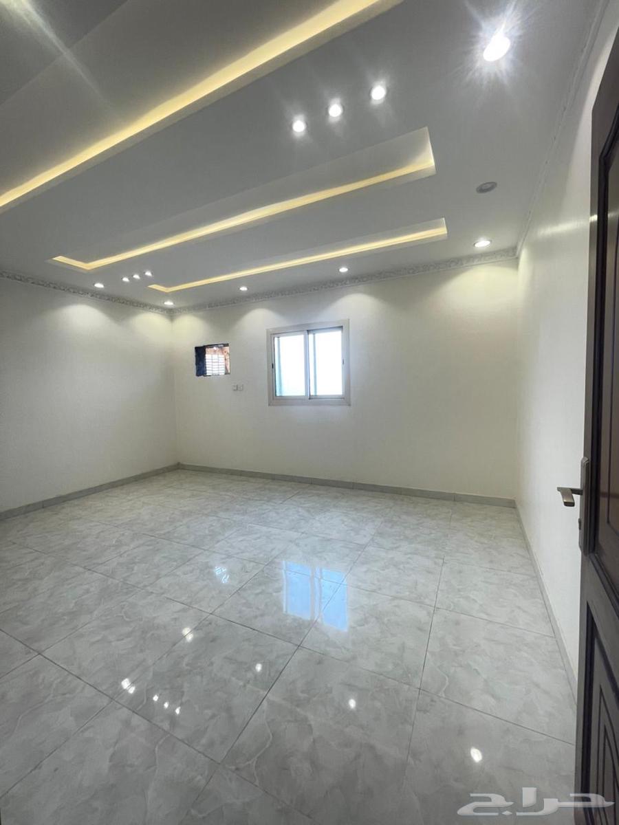 6 bedroom apartment in King Fahd 9