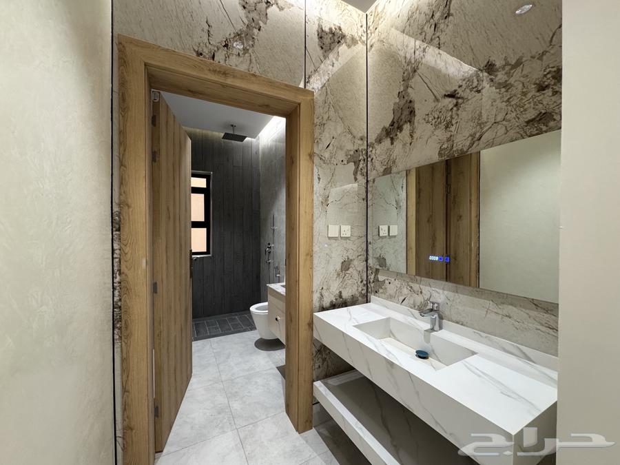 4 bedroom apartment in Batha Quraysh 9