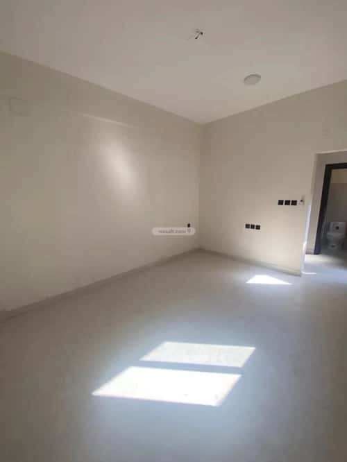 10 bedroom villa in Al Malaz 8