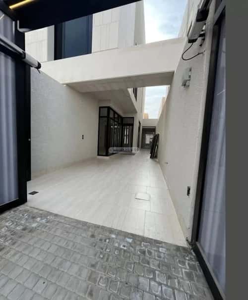 2 bedroom floor in Al Olaya 4