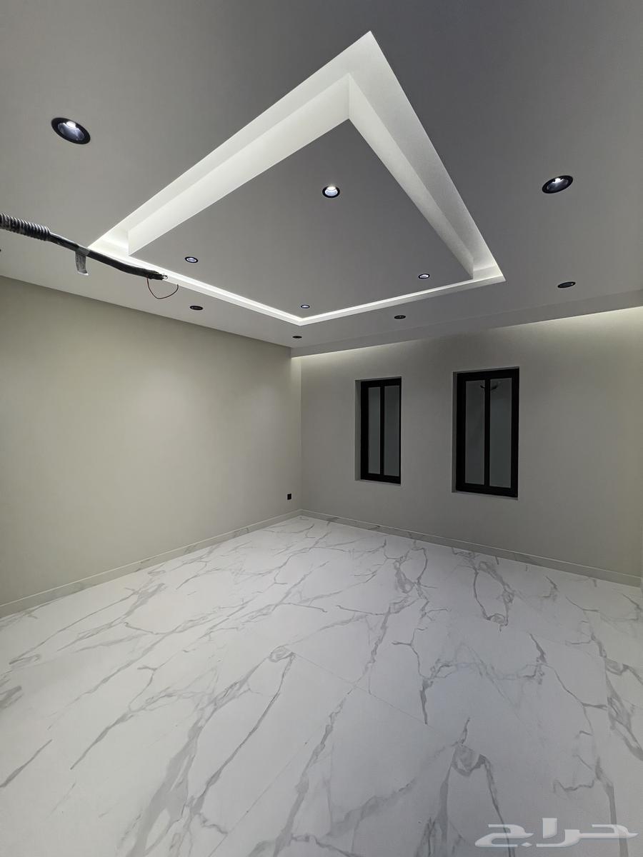 5 bedroom apartment in Al Buhayrat 3