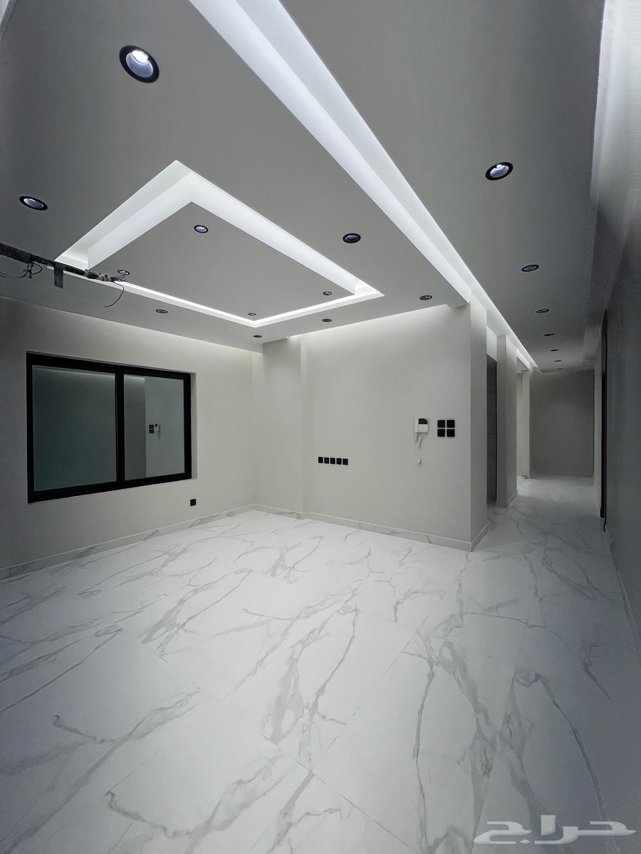 5 bedroom apartment in Al Buhayrat 5