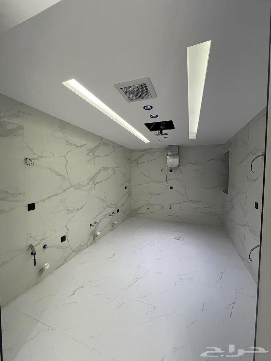 5 bedroom apartment in Al Buhayrat 9