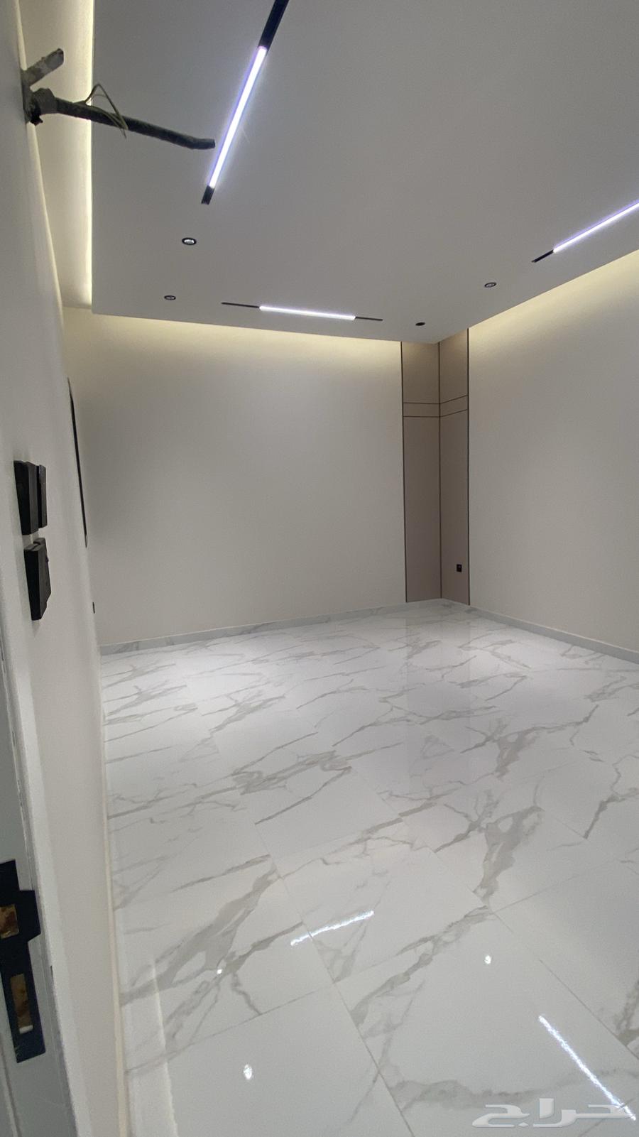 5 bedroom apartment in Al Buhayrat 2