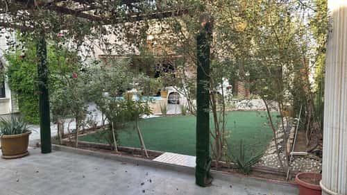 5 bedroom villa in Al Rawdah 5