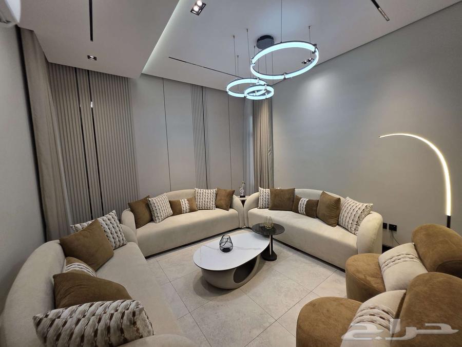 5 bedroom apartment in Al Shawqiyyah 5