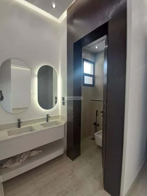 6 bedroom villa in Al Uraija Al Gharbi 1