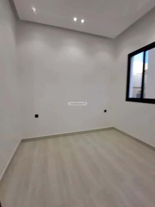 6 bedroom villa in Al Uraija Al Gharbi 3