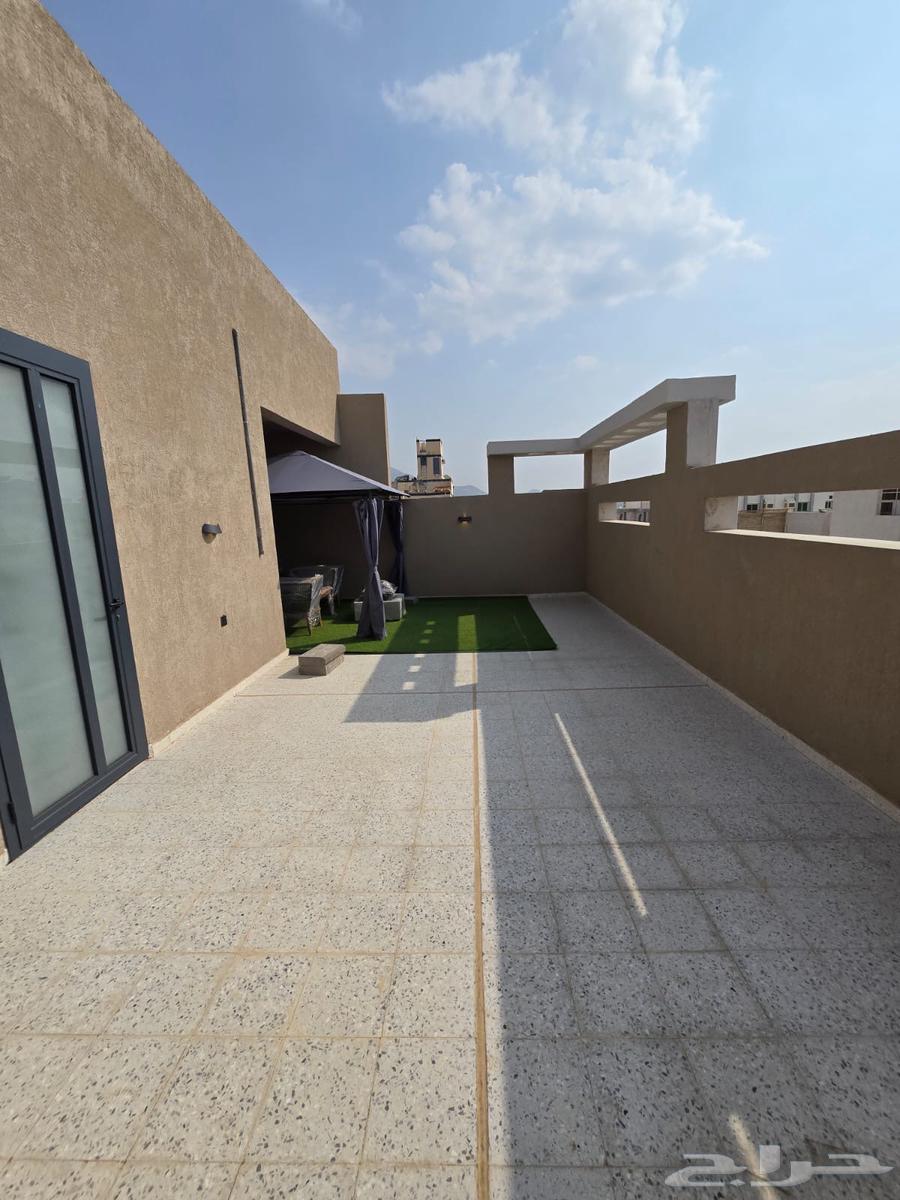 4 bedroom apartment in Al Aziziyah 24