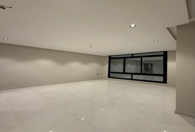 3 bedroom apartment in Al Salamah 3