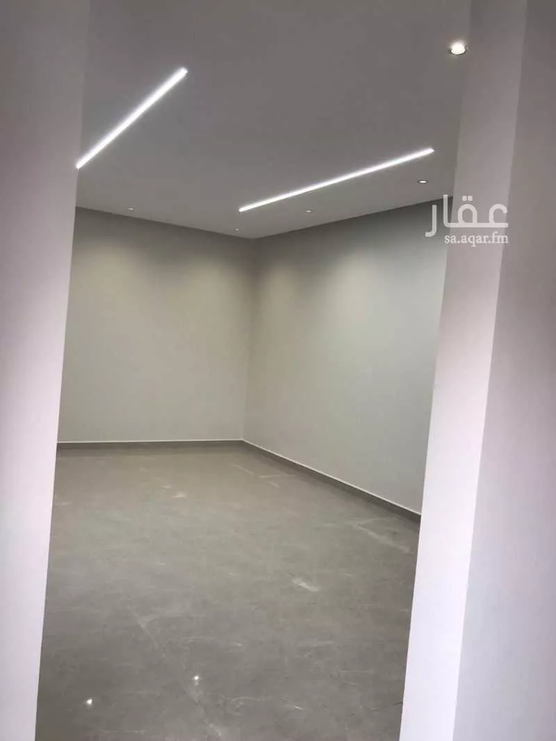 8 bedroom apartment in Dahiat King Fahd 2