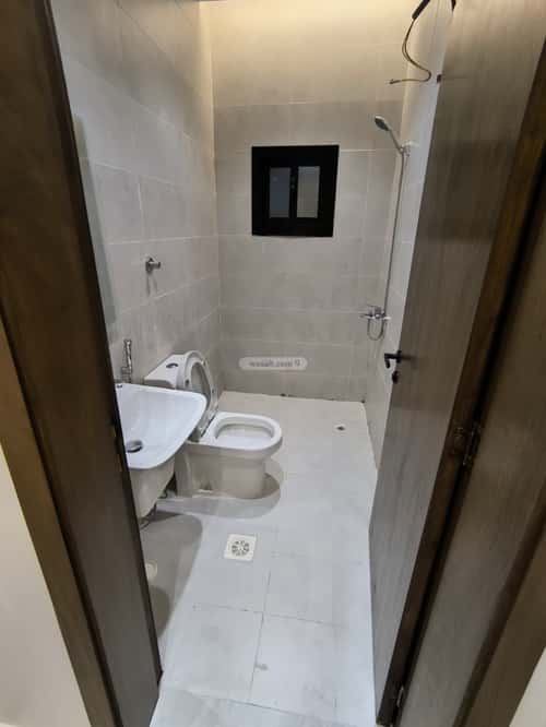 فيلا 12 غرف في الفلاح 5