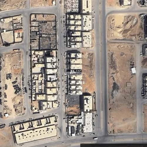 شقة 4 غرف في البيان 1