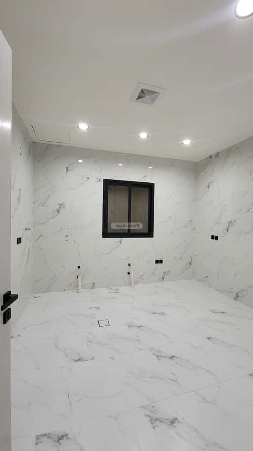 5 bedroom floor in Al Bayan 1