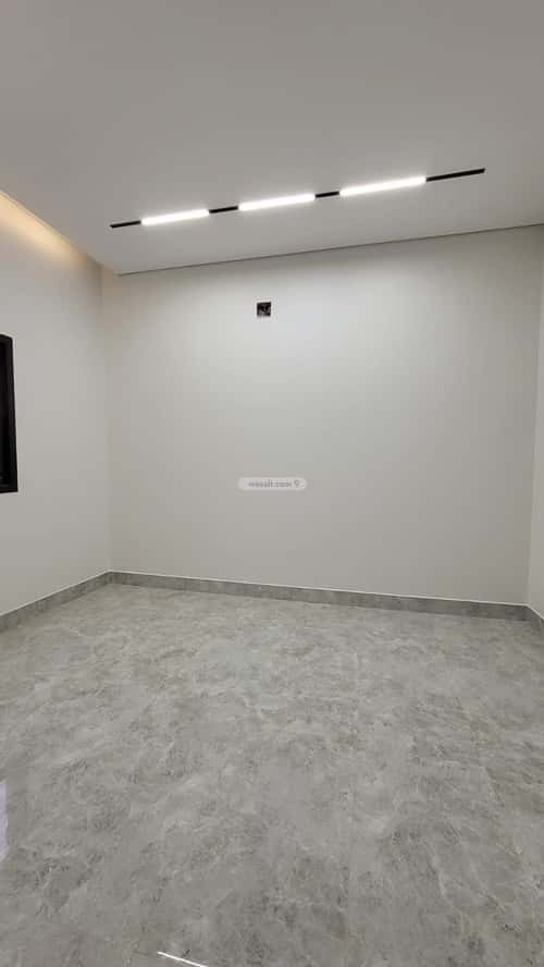 5 bedroom floor in Al Bayan 2