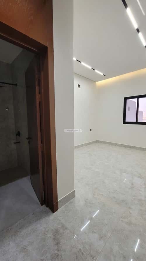 5 bedroom floor in Al Bayan 3