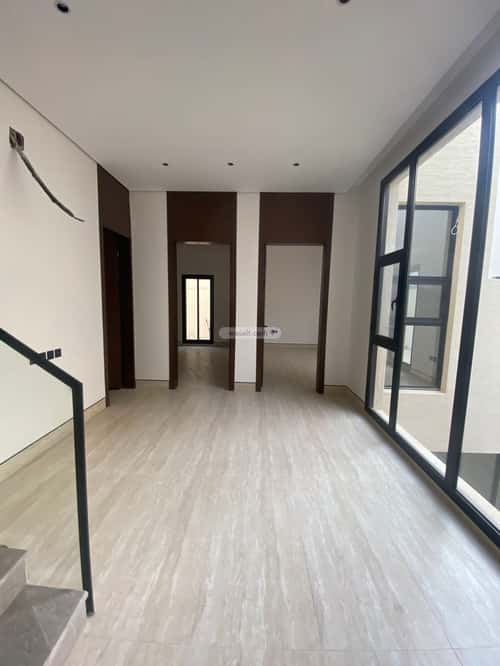 5 bedroom villa in Al Mahdiyyah 4