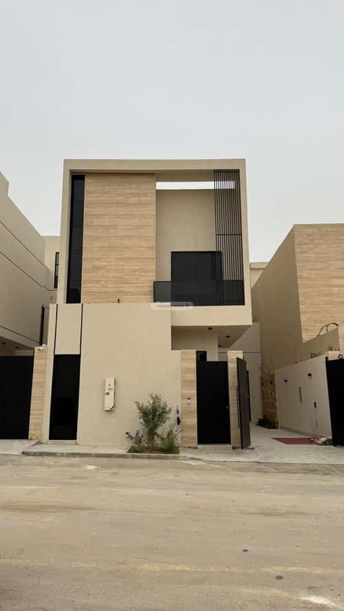 5 bedroom villa in Al Mahdiyyah 4