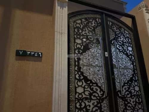 فيلا 4 غرف في الملقا 2