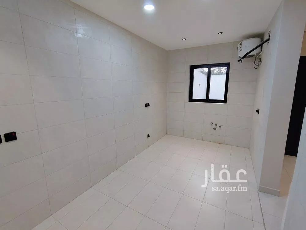 فيلا 8 غرف في الأمواج 7